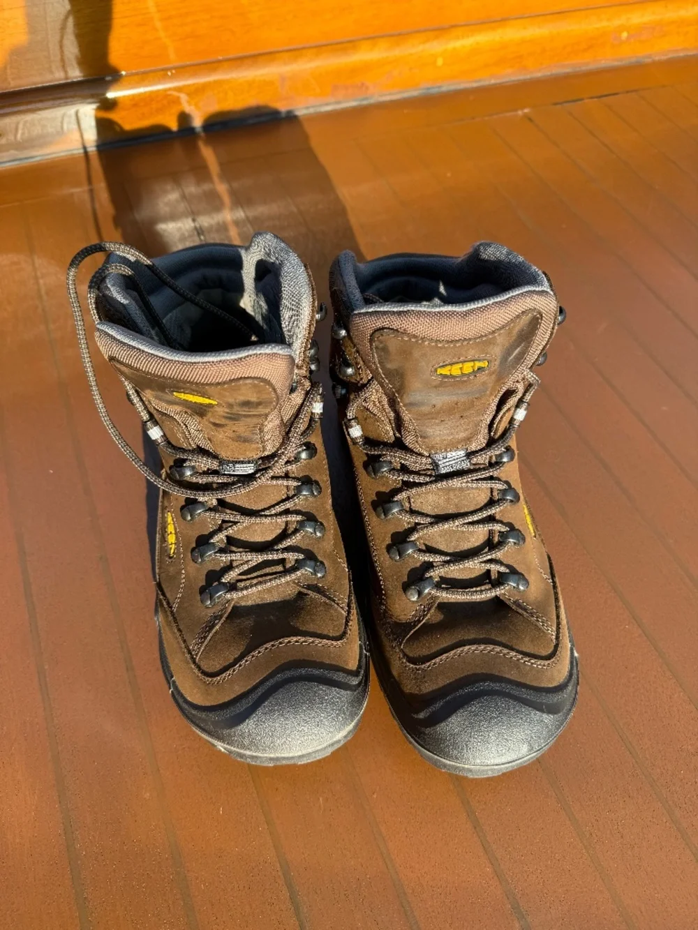 Keen Durand II Mens Mid Waterproof Hiker 11.5 EU 45 excellent shape